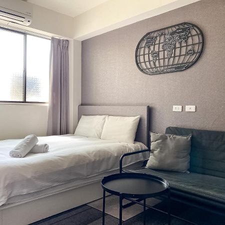 Hotel Fengjia Sleep Taichung Exterior foto