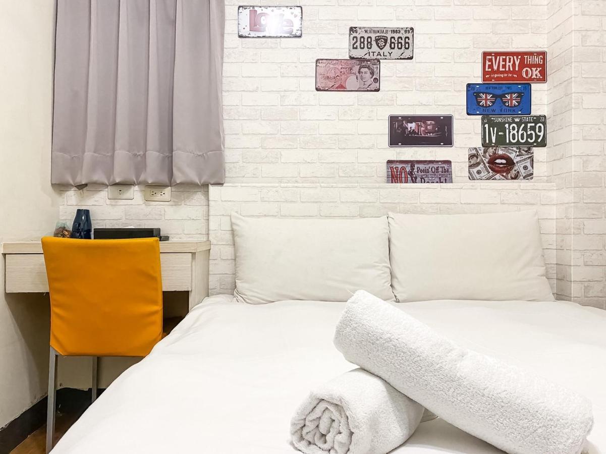 Hotel Fengjia Sleep Taichung Exterior foto