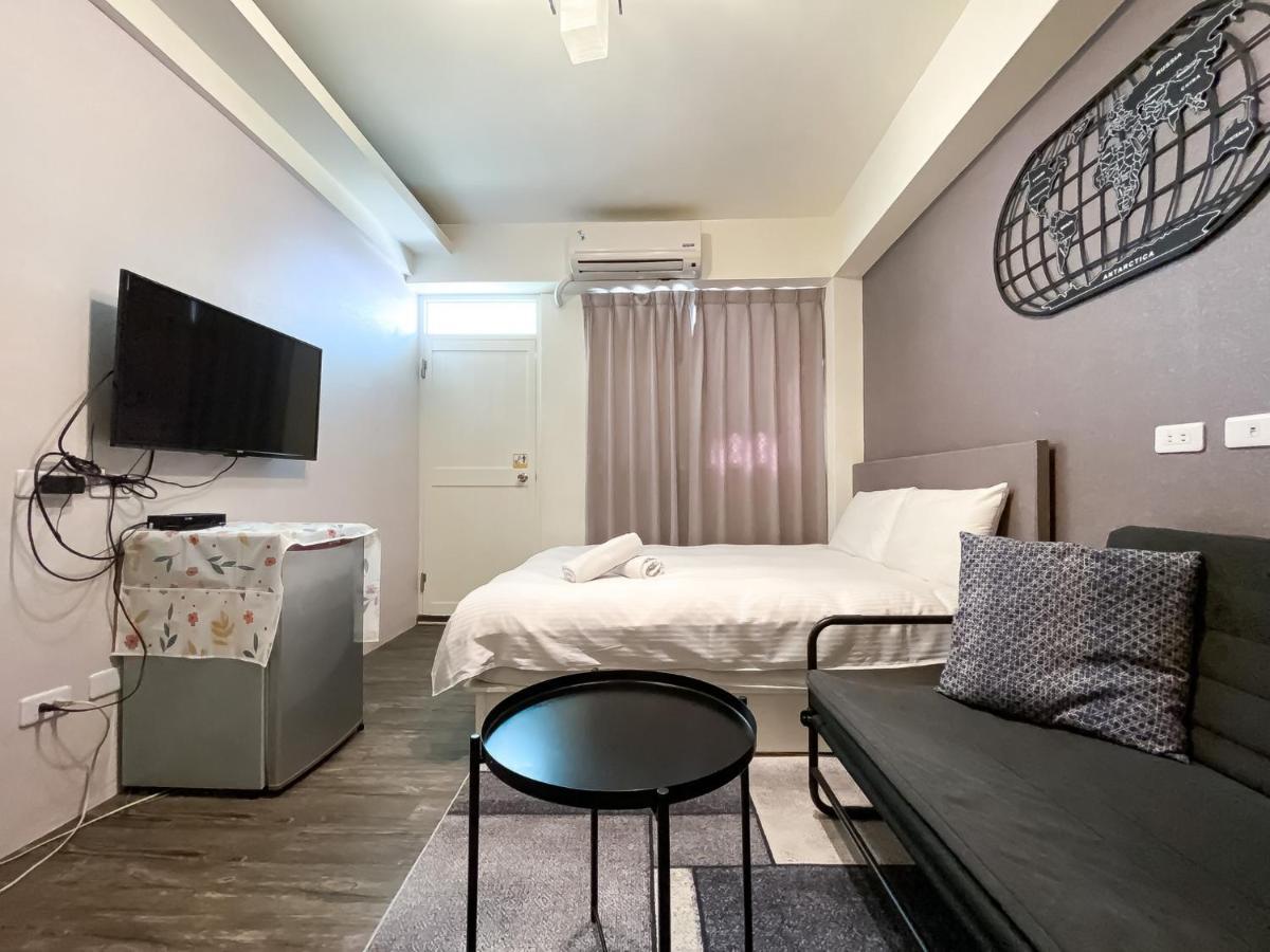 Hotel Fengjia Sleep Taichung Exterior foto