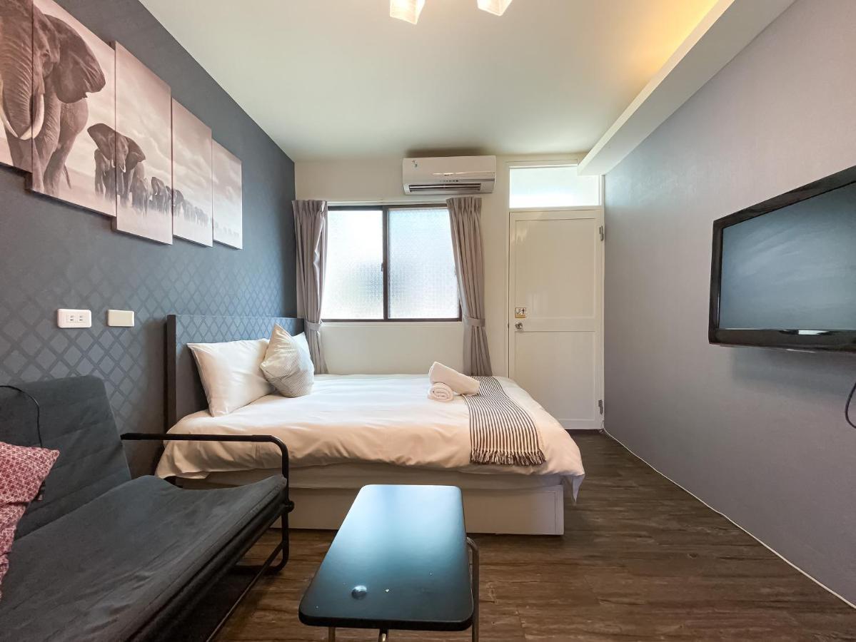 Hotel Fengjia Sleep Taichung Exterior foto